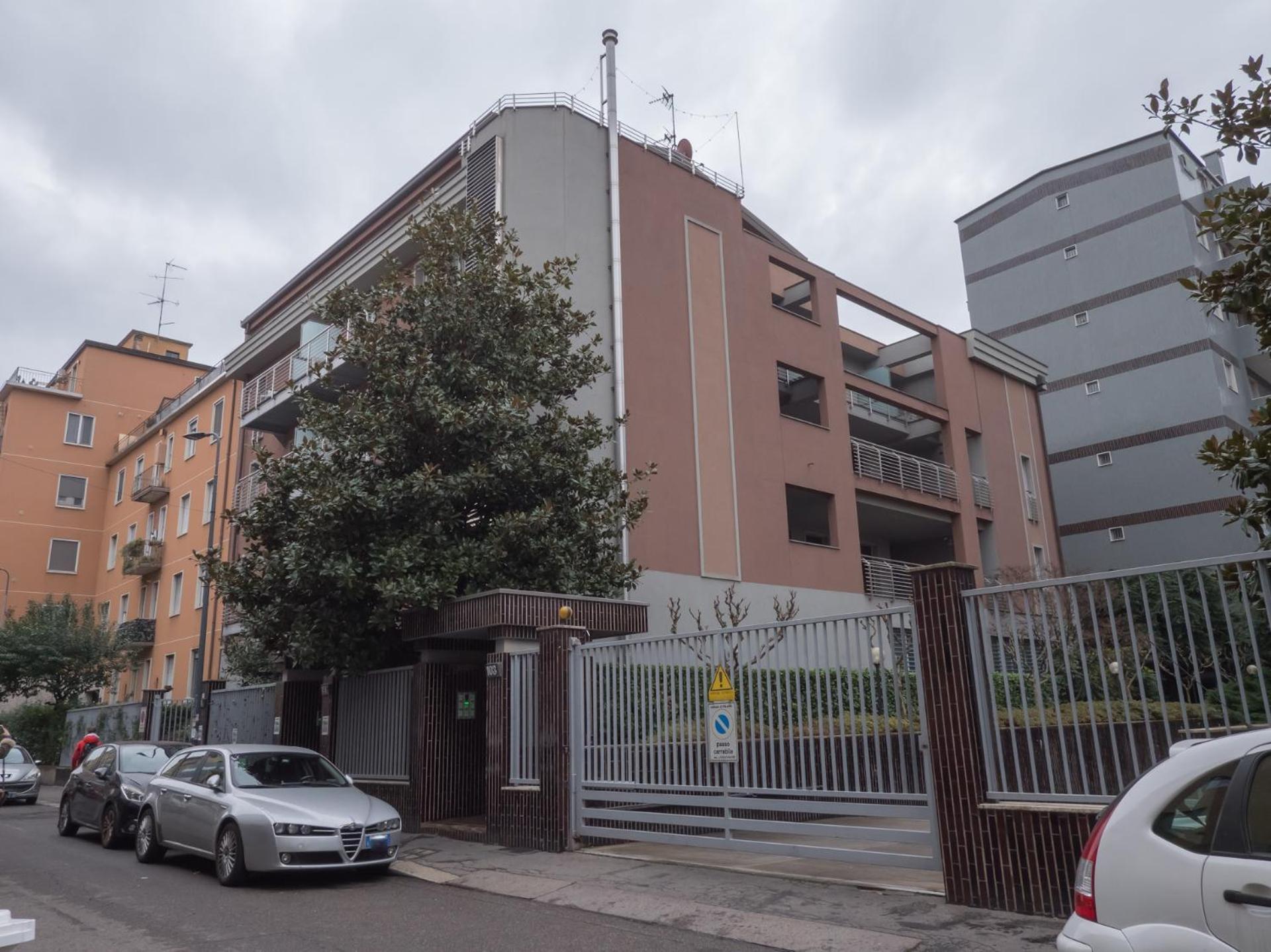 Rentopolis Apartments - Palazzo Candiani Milan Exterior photo